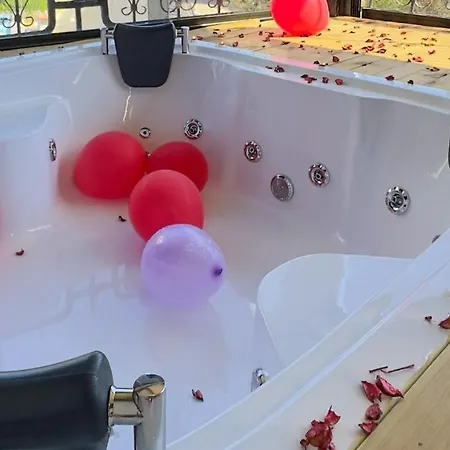 Sueper Halkali Istambul