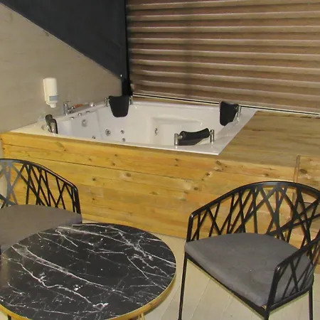 Sueper Halkali * Κωνσταντινούπολη