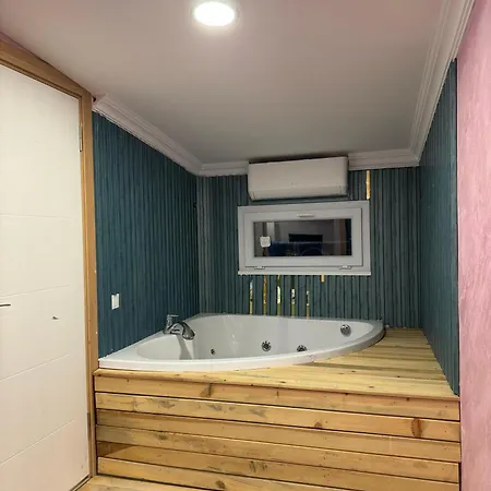 Sueper Halkali * Κωνσταντινούπολη